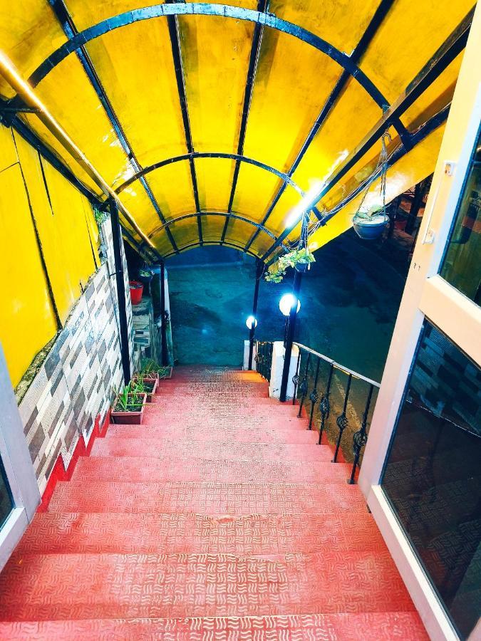 Hotel Holiday Plaza Dalhousie - Near Ghandhi Chowk Mall Road Extérieur photo