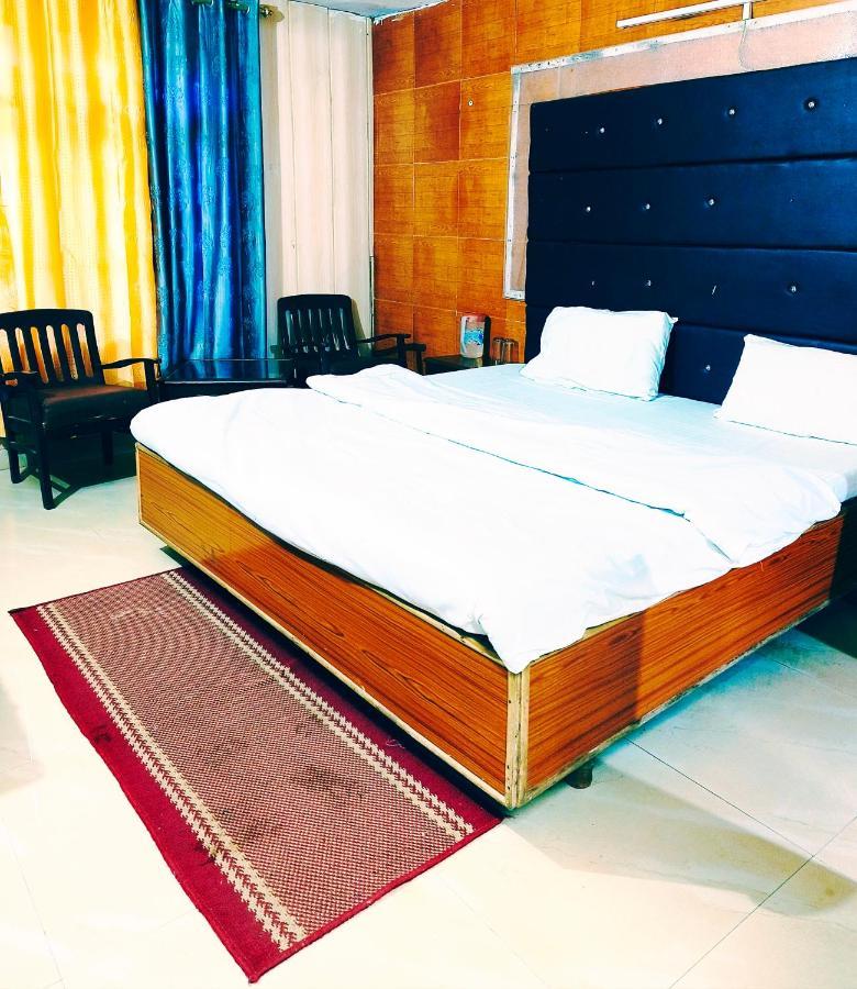 Hotel Holiday Plaza Dalhousie - Near Ghandhi Chowk Mall Road Extérieur photo