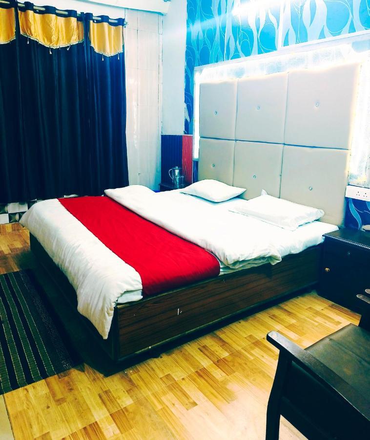 Hotel Holiday Plaza Dalhousie - Near Ghandhi Chowk Mall Road Extérieur photo