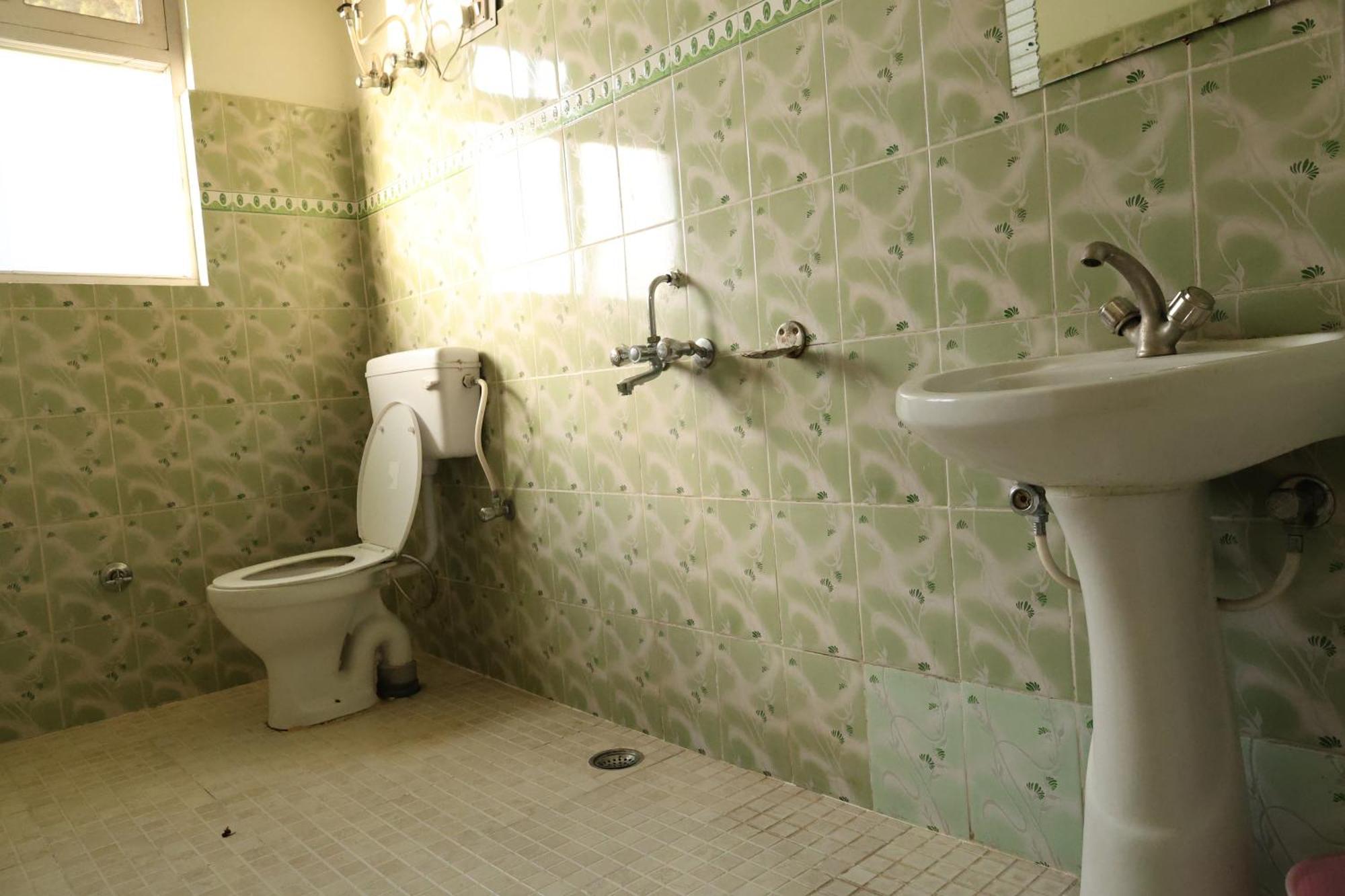 Hotel Holiday Plaza Dalhousie - Near Ghandhi Chowk Mall Road Extérieur photo